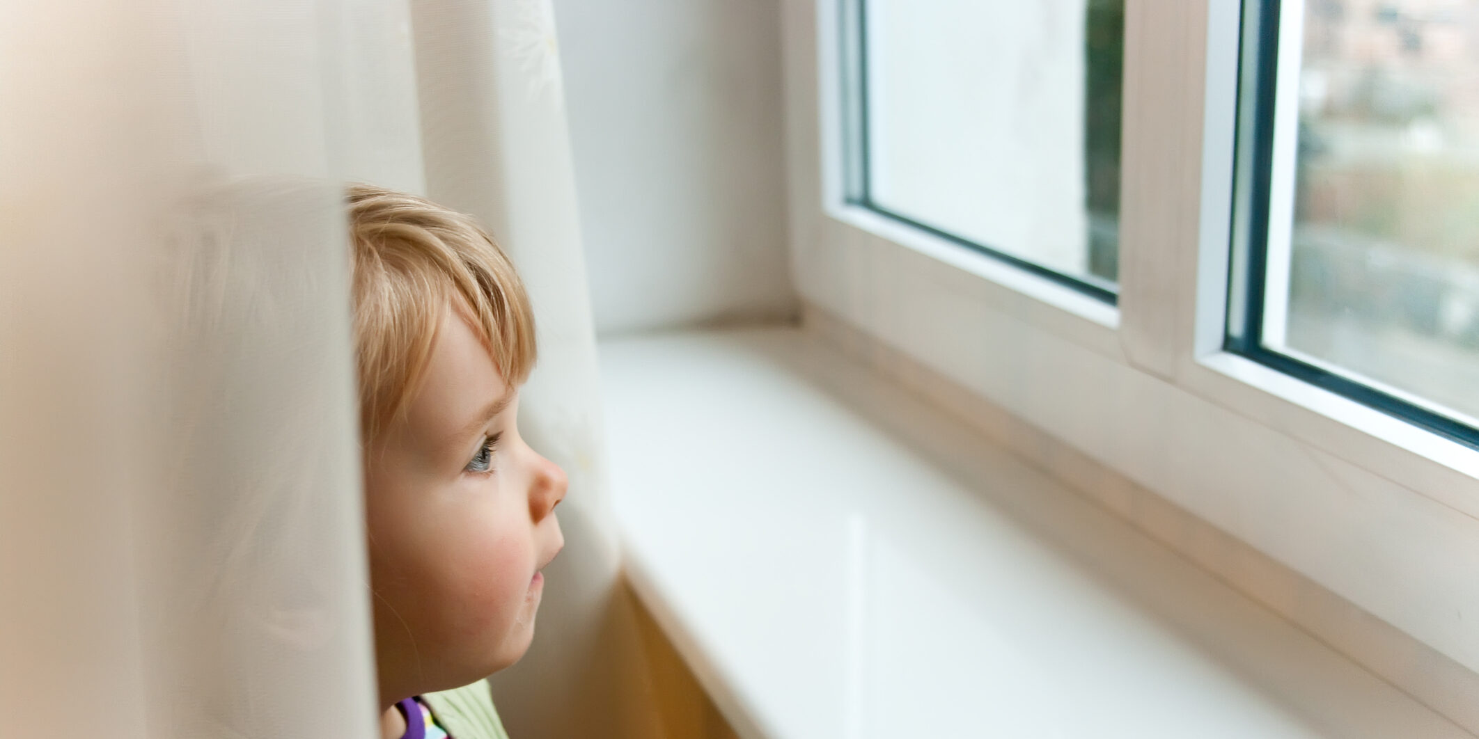 ecoMaster Glass + Kids = A Disaster Waiting to Happen dreamstime m 22503664 fixed window e1759793878924 EcoMaster