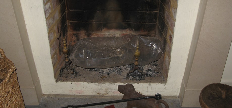 ecoMaster How to Avoid the Most Common Mistake when Fixing a Draughty Chimney Chimney Draught Stopper Chimney Balloon 2 min EcoMaster