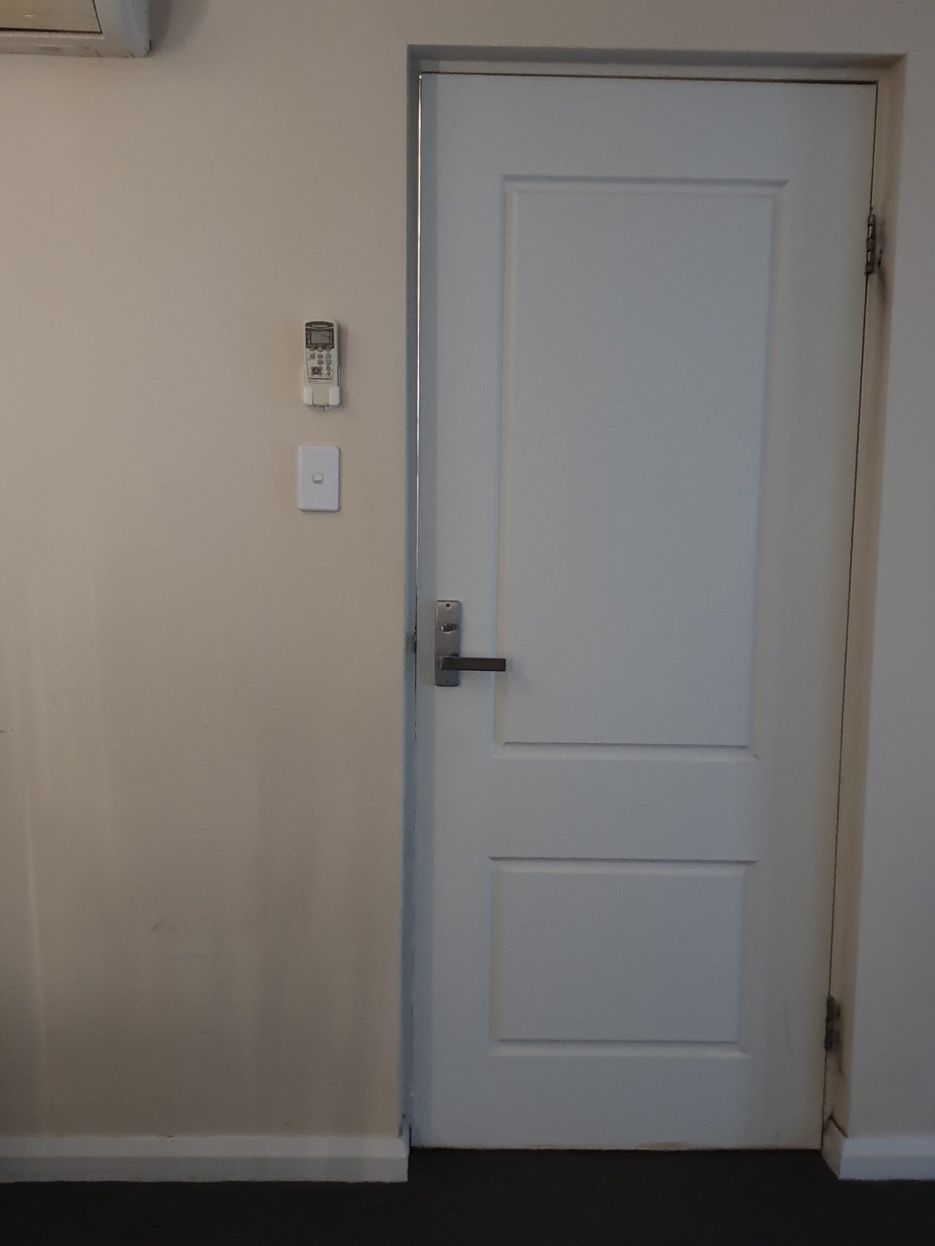 ecoMaster The Doors You Forgot About Are Letting the Weather Win gappy door scaled EcoMaster